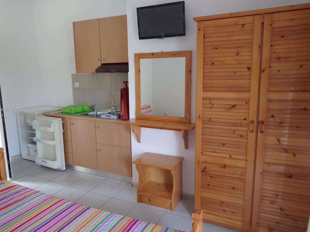 Fouli House Aparthotel Pefkochori Bagian luar foto