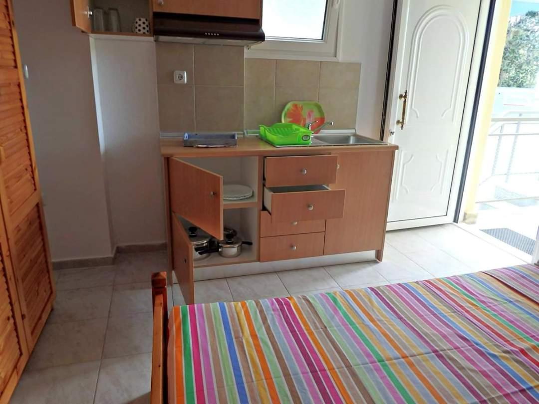 Fouli House Aparthotel Pefkochori Bagian luar foto