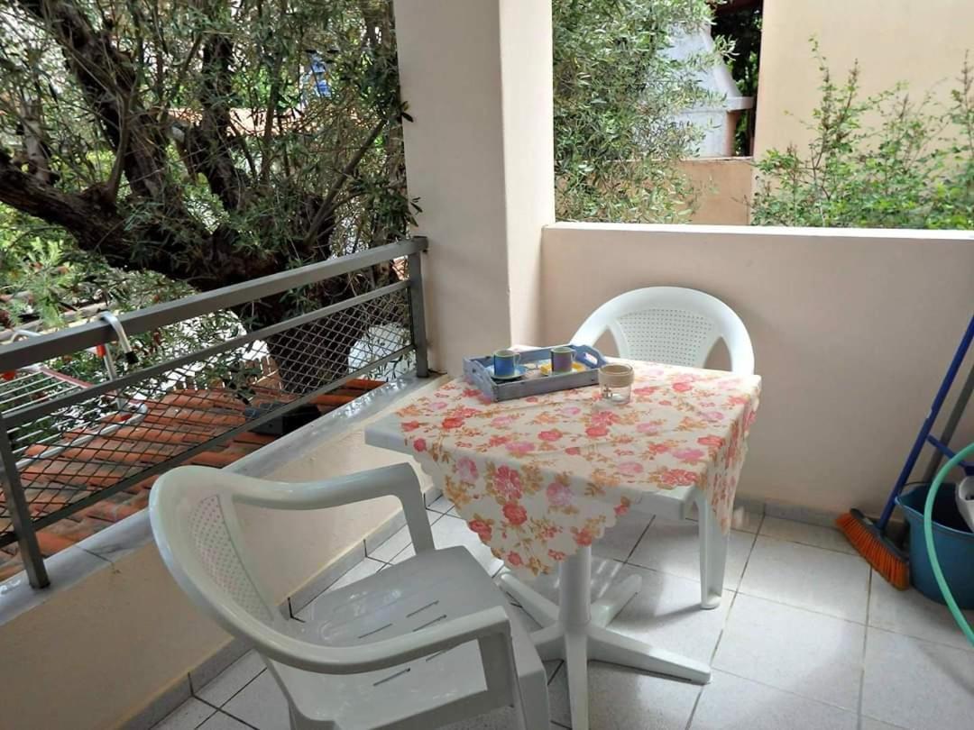 Fouli House Aparthotel Pefkochori Bagian luar foto