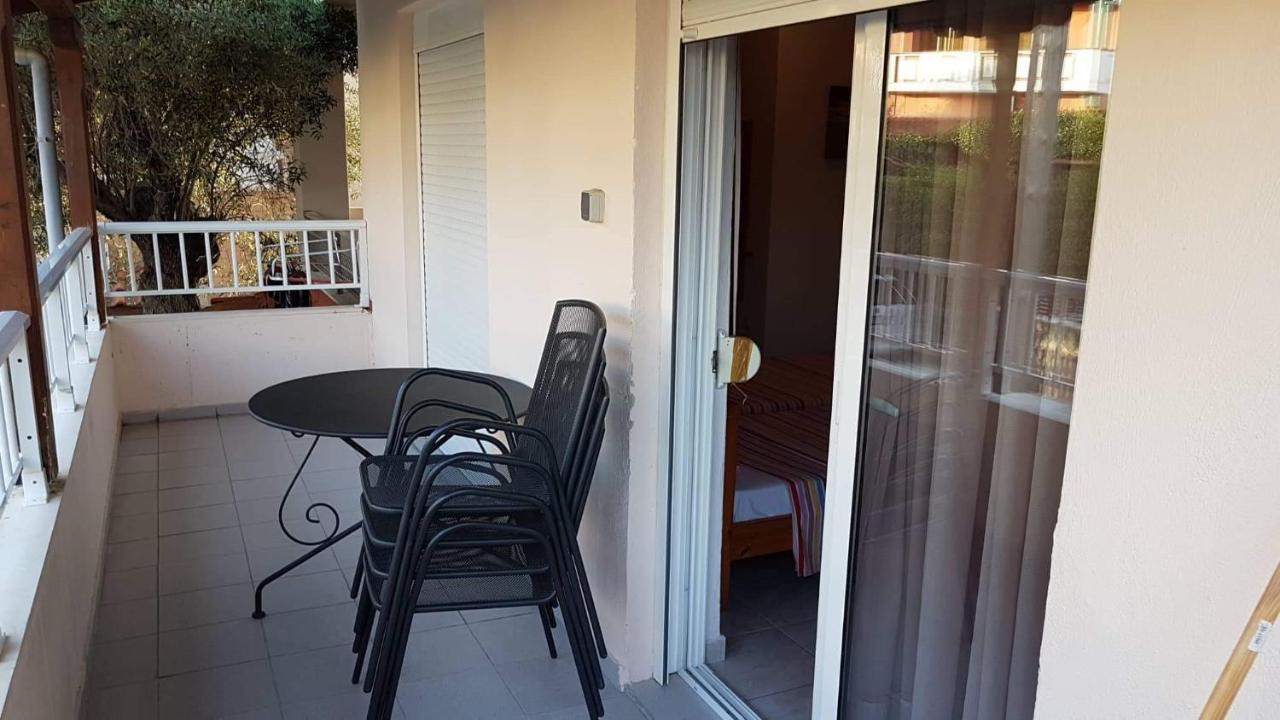 Fouli House Aparthotel Pefkochori Bagian luar foto