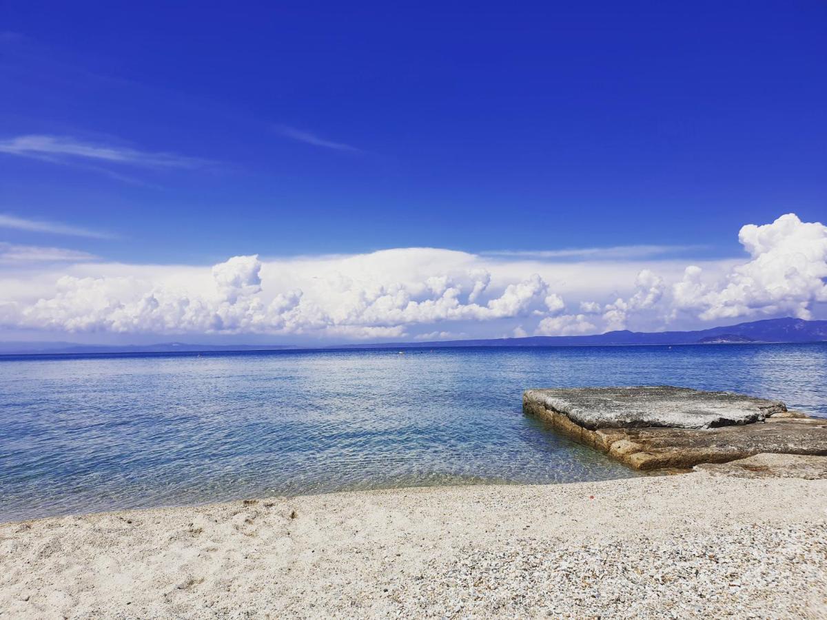 Fouli House Aparthotel Pefkochori Bagian luar foto